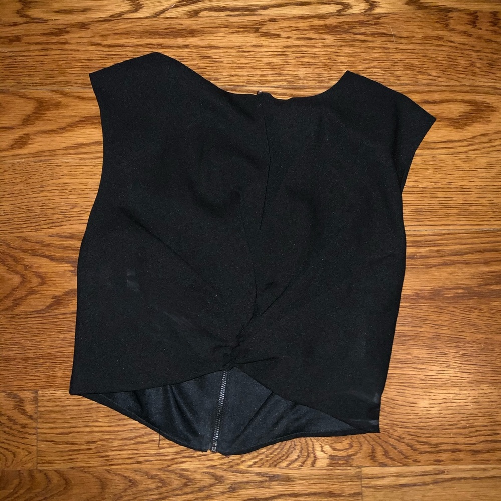 Black crop top